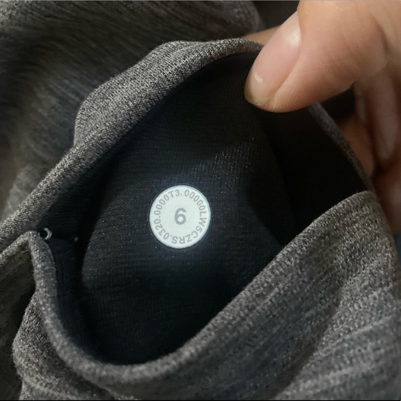 🍋LULULEMON🍋 - Picture 6 of 7